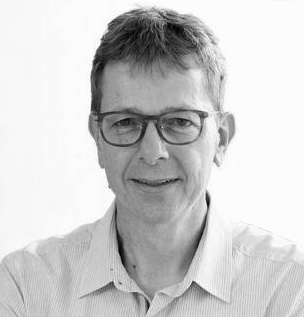 Dr. Stefan Weidner